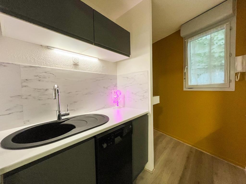 Suite Cobalt Villeurbanne Exterior photo